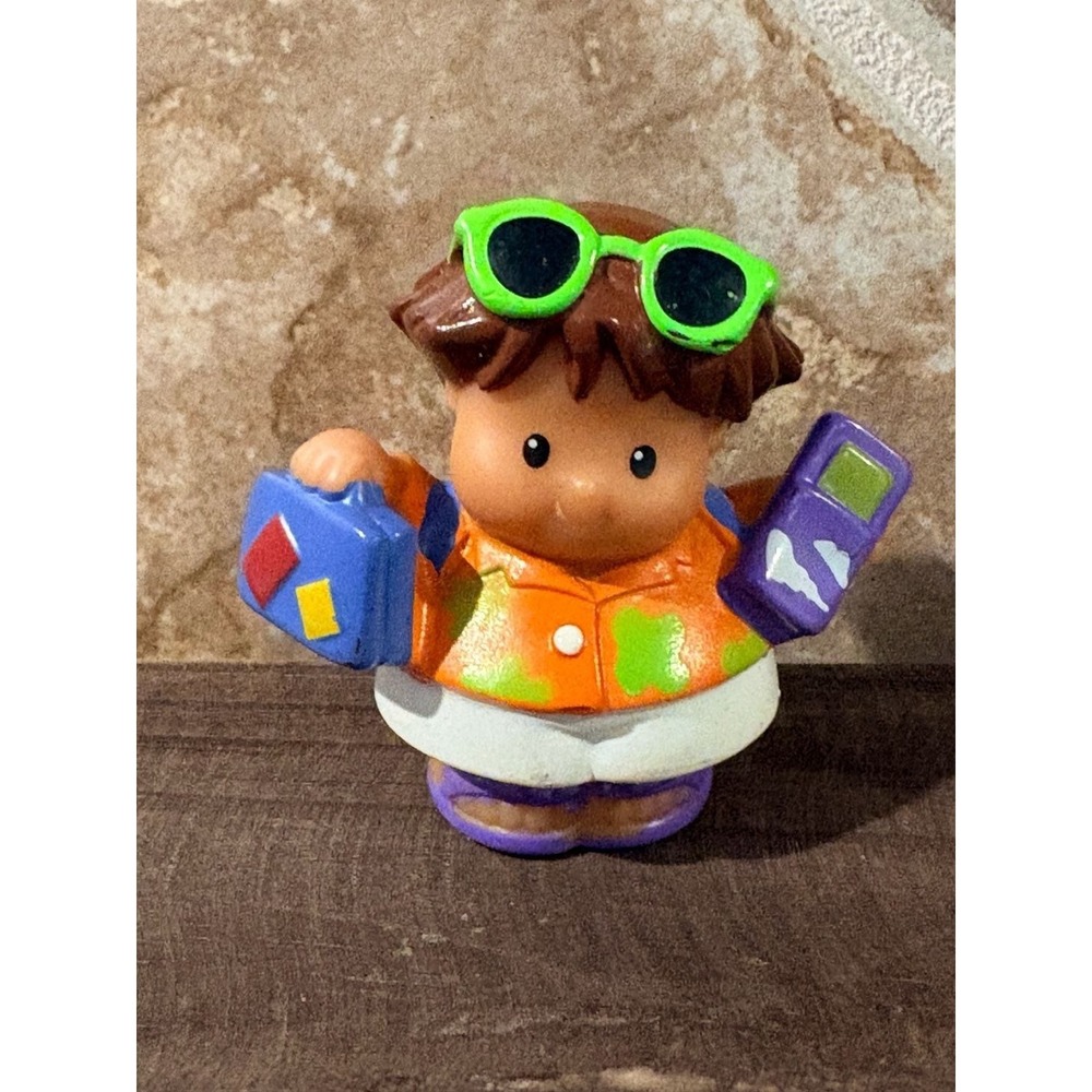Fisher-Price Little People Roberto Hawaiian Vacation Figure